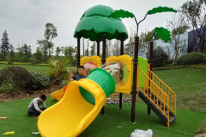 保利198   组合滑梯