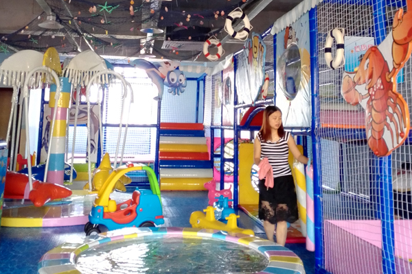 成都新街里淘气堡