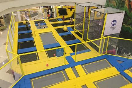 成都奥克斯蹦床公园