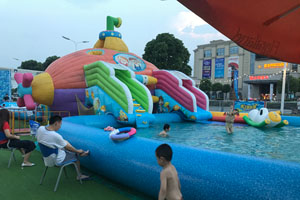 水上乐园充气滑梯